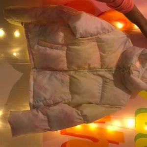 Women’s fashion puffer jacket size (M)